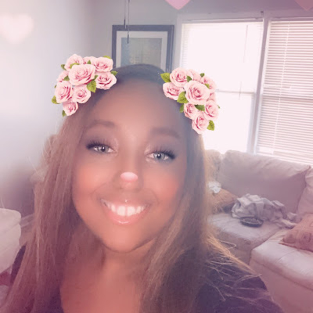 Meet your Posher, Shakeyra